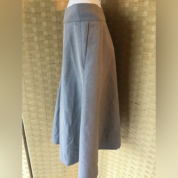 Merona skirt, size 8, gray pockets, lined, - Picture 3 of 6